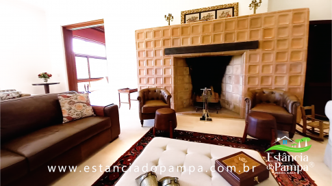 TREM TOP SORGO.00_01_47_07.Quadro045_1bf0873ea96f5403290382bd5637a39690409f42.png